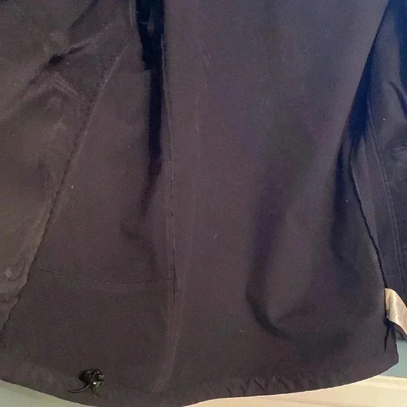 Columbia men’s navy blue jacket - large - zip pockets - no hood - Picture 6 of 9